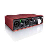 звуковая карта Focusrite Scarlett 2i2